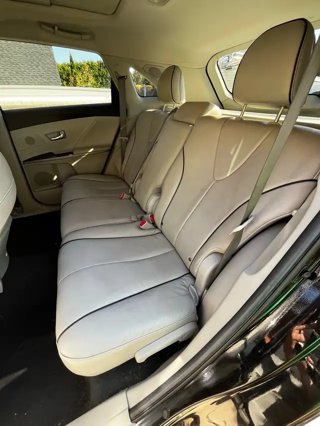 2012 Toyota Venza AWD V6 GPS Panoramic roof | Cars & Trucks | Stratford ...