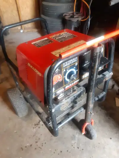 $2,750 OBO This Lincoln Electric Bulldog 5500 engine welder is a robust and reliable machine designe...