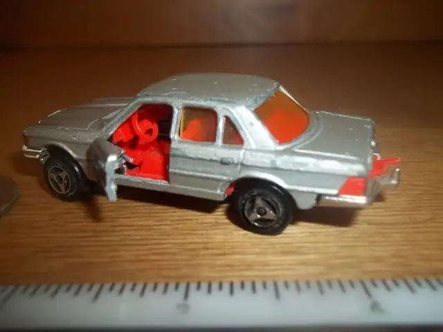 Majorette Mercedes 450 SE in Toys & Games in City of Montréal - Image 5