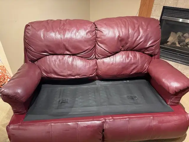Loveseat and Recliner Chair Set in Couches & Futons in Edmonton - Image 5