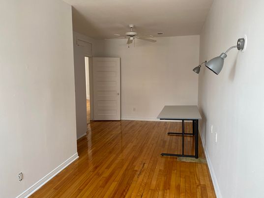 IMMENSE appartement – GRANDE TERRASSE PRIVÉE – MÉTRO JEAN-TALON 4