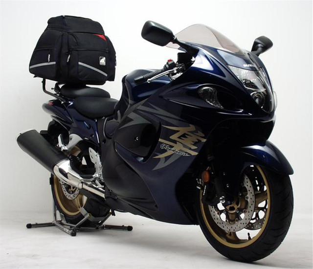 Ventura motorcycle luggage in Motorcycle Parts & Accessories in Penticton - Image 2