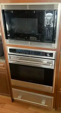 Wolf Appliances: Wall Oven, Microwave, Warmer drawer