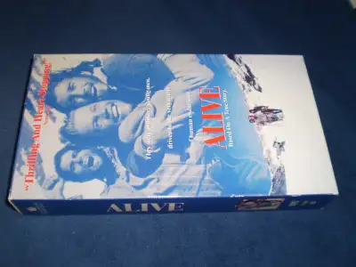 Alive Based on a True Story,1993 VHS Tape $5 Andrea Bocelli - A Night in Tuscany $5 David Byrne: Bet...