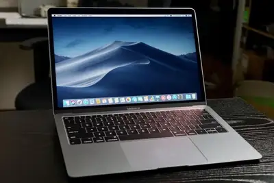 Macbook Pro 2017 Touchbar avec 16Gb, Condition impeccable, View more
