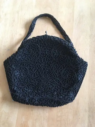 Petit sac à main de soirée «vintage», View more