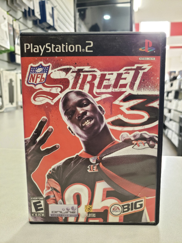 NFL Street 3 PS2 in Older Generation in Summerside