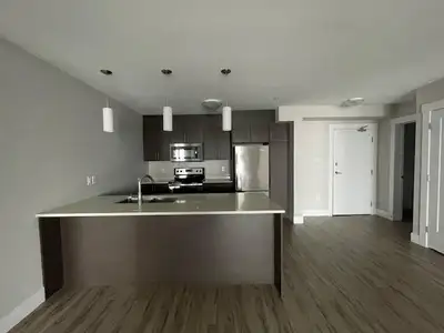 Spacious Top-Floor 2 Bedroom Apartment – Available September 1, 2026 Enjoy this spacious fourth-floo...