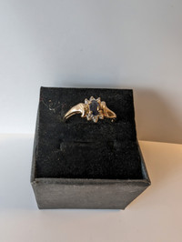 Women's 10K Gold Diamond & Sapphire Cluster Ring~Size 6.5