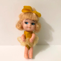 Vtg 1968 Uneeda Petal People Dizzy Daisy Doll 2.5 Inch Tall