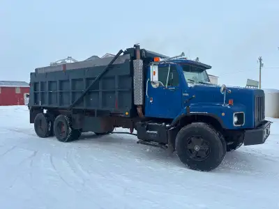 1986, Cummins, runs and works, frame is bad.