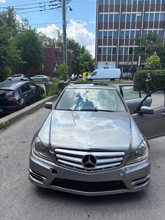 Mercedec C250 2012 — photo 4
