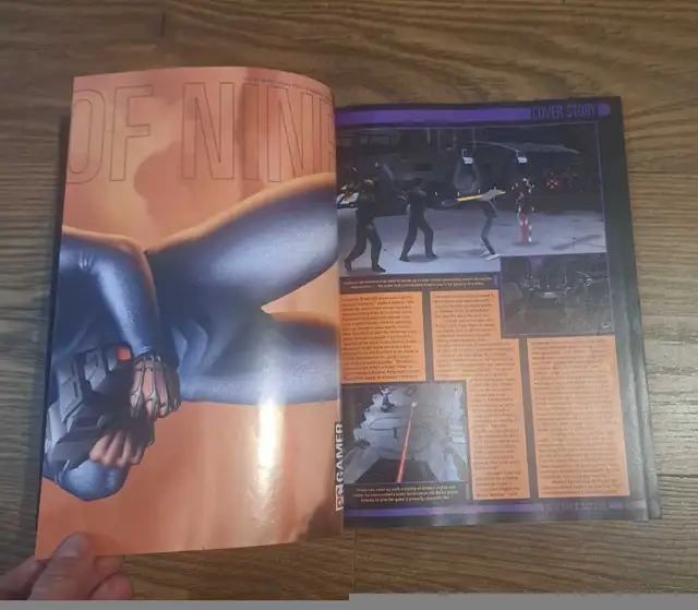 PC Gamer July 1999 Star Trek seven of nine poster in Magazines in Laval / North Shore - Image 7