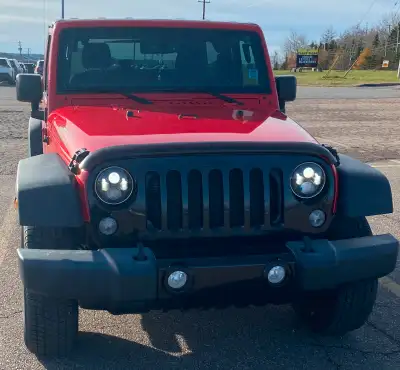 Jeep Wrangler Willy's Edition. Has LED headlights Rear brake light brackets Fuel door Grab Bars Side...