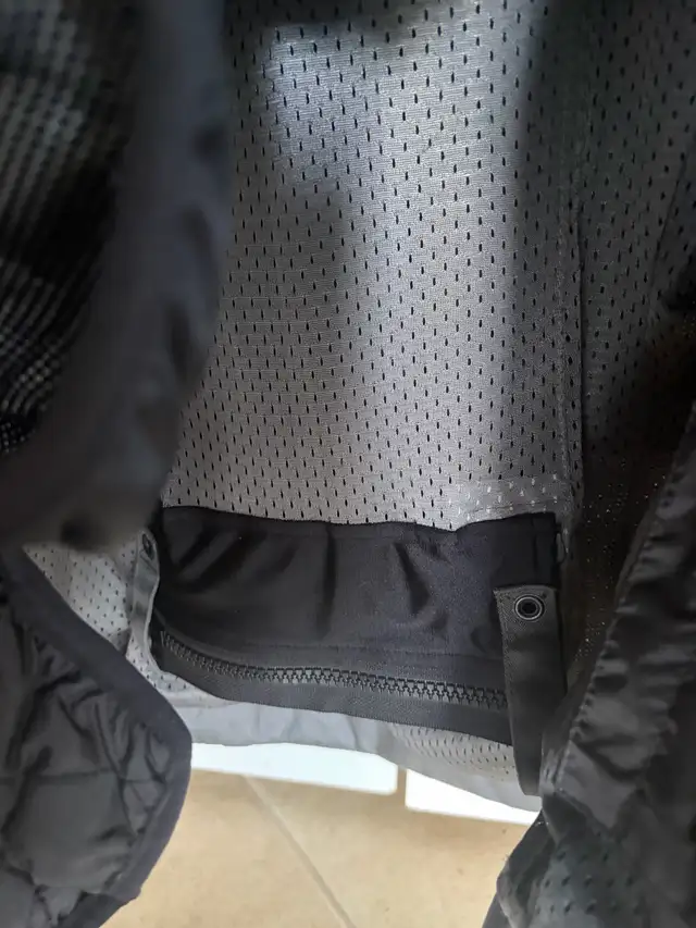 Olympia Airglide 3 Mesh Tech women's motorcycle jacket in Women's - Tops & Outerwear in Oakville / Halton Region - Image 5