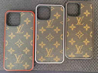 Clearance sale Brand new high quality cases Firm price Tempered glass also available Pick up in miss...