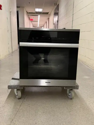 Miele 24" Four Combi Vapeur DGC6760XXL, View more