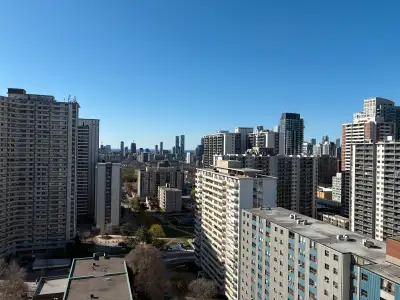 Room for Rent in Downtown Toronto