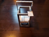 Threshold wood and glass lantern brand new / lanterne bois/verre