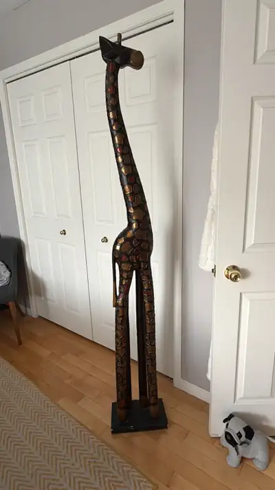 Girafe en bois de 182 cm. d'haut, View more