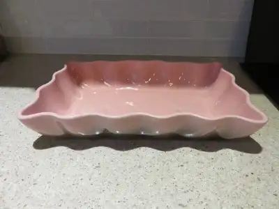 Poterie jardinière et crochets, View more