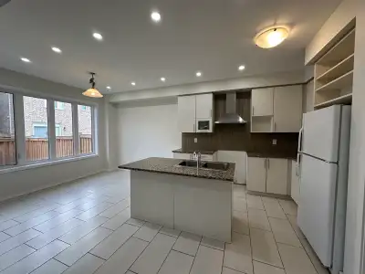 4 Bedroom Detached House for Rent – Brampton (Wanless & McLaughlin) Available From June 15 *** 4 Bed...