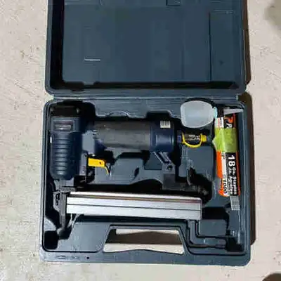 mastercraft 18-gauge air stapler gun, View more