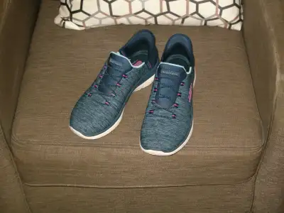 Women’s Skechers Shoes (New), View more