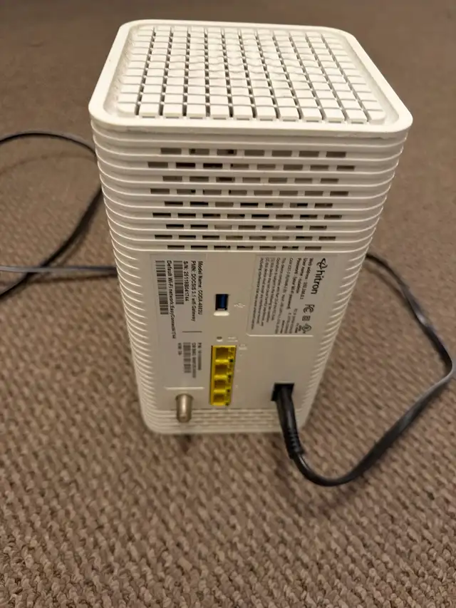 Hitron CODA-4589 Modem in Networking in City of Toronto - Image 3