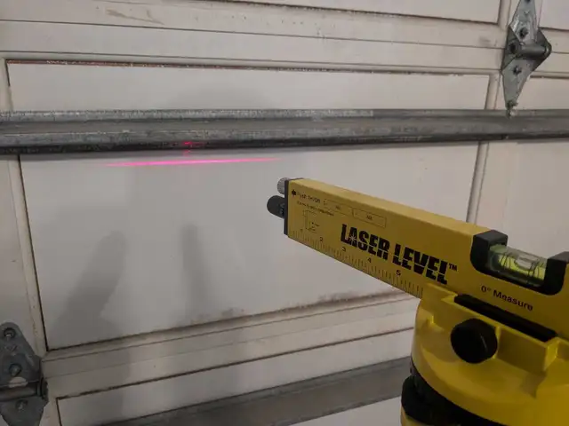 Titan Laser Level Kit in Hand Tools in Kitchener / Waterloo - Image 5