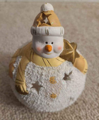 NEW Christmas Xmas Winter Snowman Candle Holder - beautiful gift