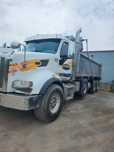 For sale: 2020 Peterbilt 567 tri-axle dump. Certified AS-IS • 440,468 km • PACCAR MX-13 – 510 HP • E...
