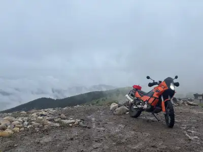 Looking to downsize to a dual sport, love my 950 but looking for something to ride trails on as well...