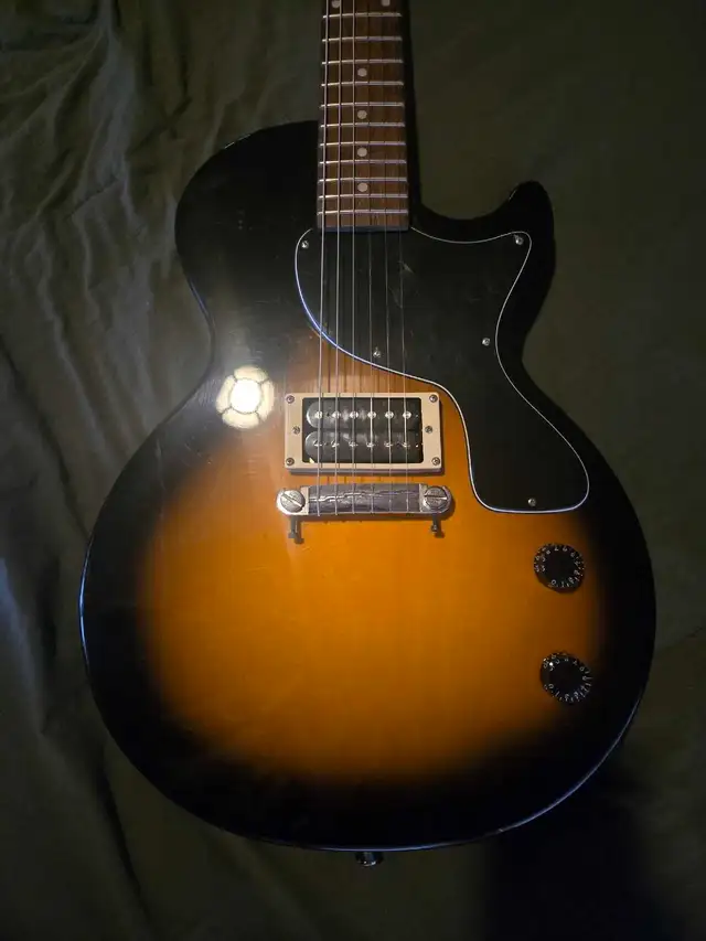 Epiphone les Paul Jr.595974287346247682