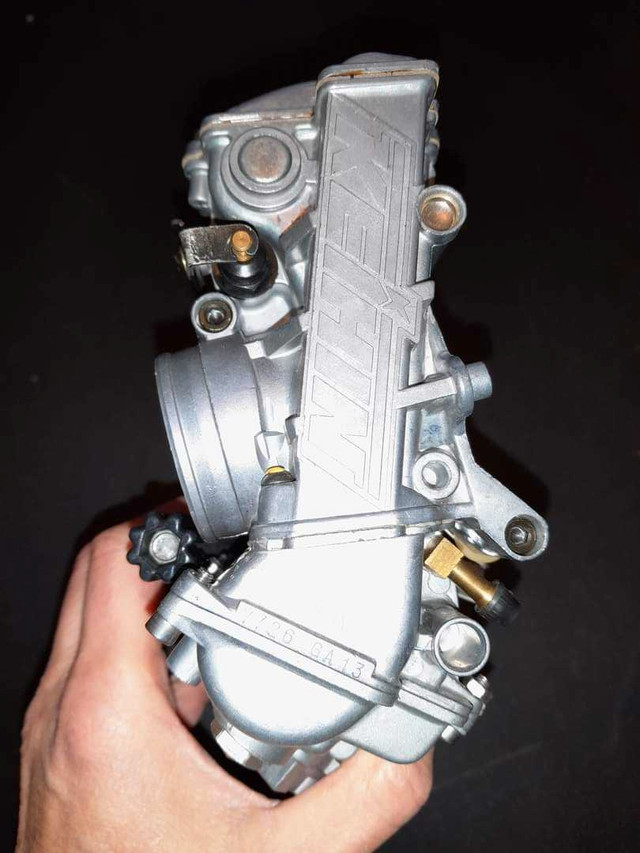 WTB: Keihin FCR 39mm Flat Slide Carburetors in Motorcycle Parts & Accessories in Bedford - Image 3