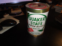 Quaker State Super Blend Motor Oil 10 w 30 Quart Can pas ouverte