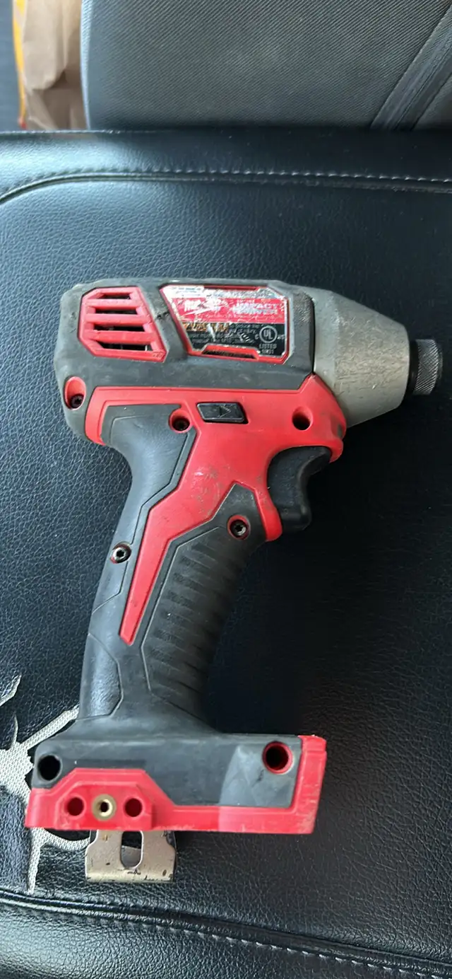 Milwaukee impact driver in Power Tools in Calgary - Image 2