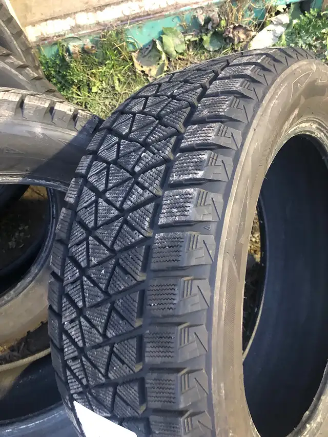 Winter Tires - Bridgestone Blizzak DM-V2 in Tires & Rims in Kingston - Image 4