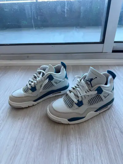 Worn Air Jordan 4 Military Blue Size 5Y, View more