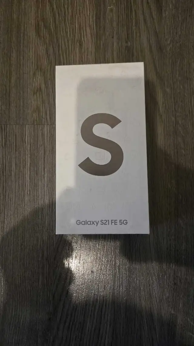 Samsung Galaxy S21 FE 256gb in Cell Phones in Vancouver - Image 5
