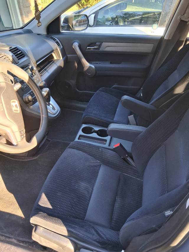 Honda Crv in Cars & Trucks in Oshawa / Durham Region - Image 2