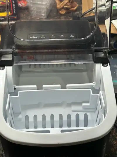 Ecozy Ice Maker, View more