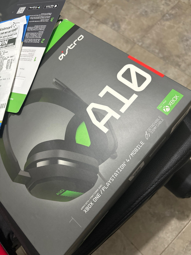 Astros A10 gaming headset in XBOX One in Windsor Region
