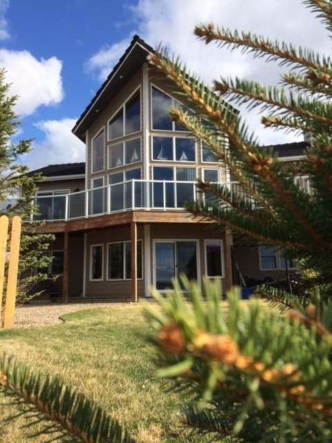 Beautiful Lake House for rent 1