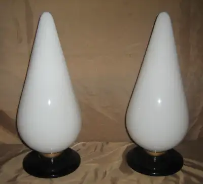 RARE Early Roger Rougier Opaque Lucite Tulip Bud Petal Lamps, View more