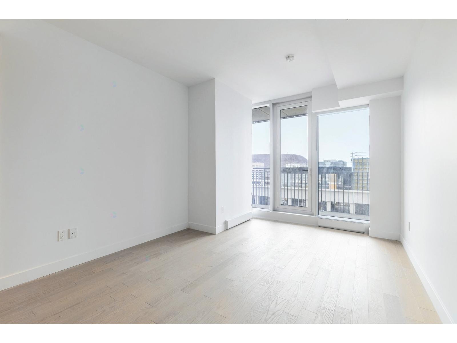 SquarePhilips1 condo for rent — photo 3