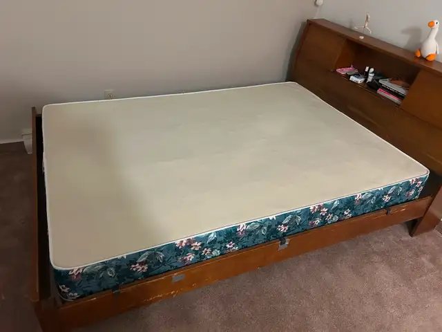 Double mattress and box spring63005668572931122