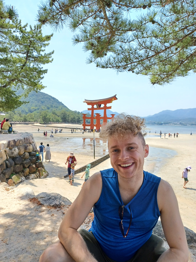 Hi, my name is Loïc, and I want to be your next tutor! I am a private online and in-person tutor bas...