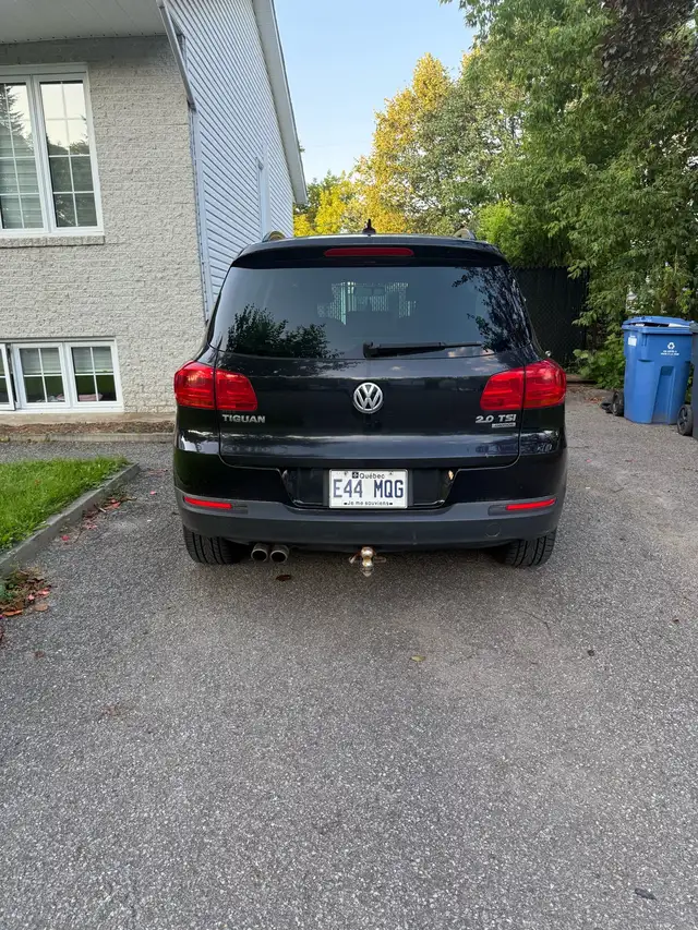 Volkswagen Tiguan in Cars & Trucks in Québec City - Image 4