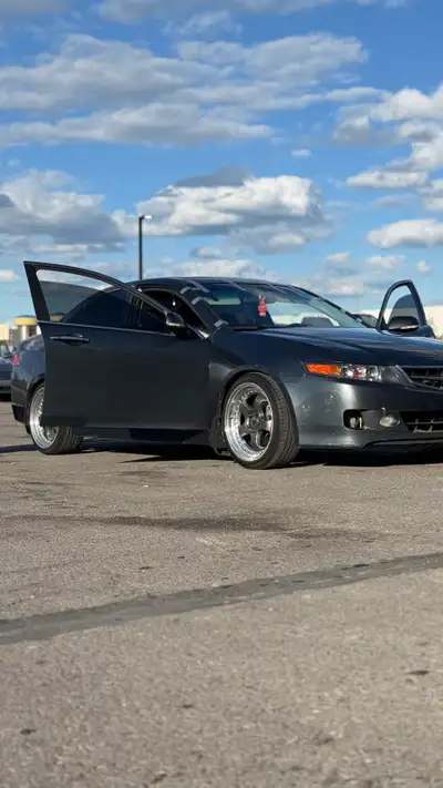 *SAFETY IN HAND* Selling my 2007 Acura TSX cleanest one on the market with no rust on the body and v...